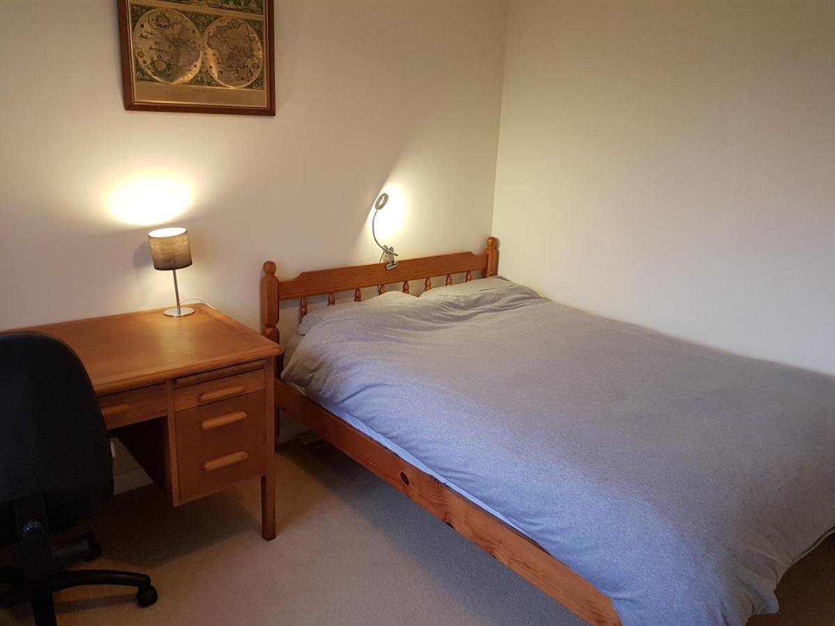 Private Room In Canterbury Bagian luar foto